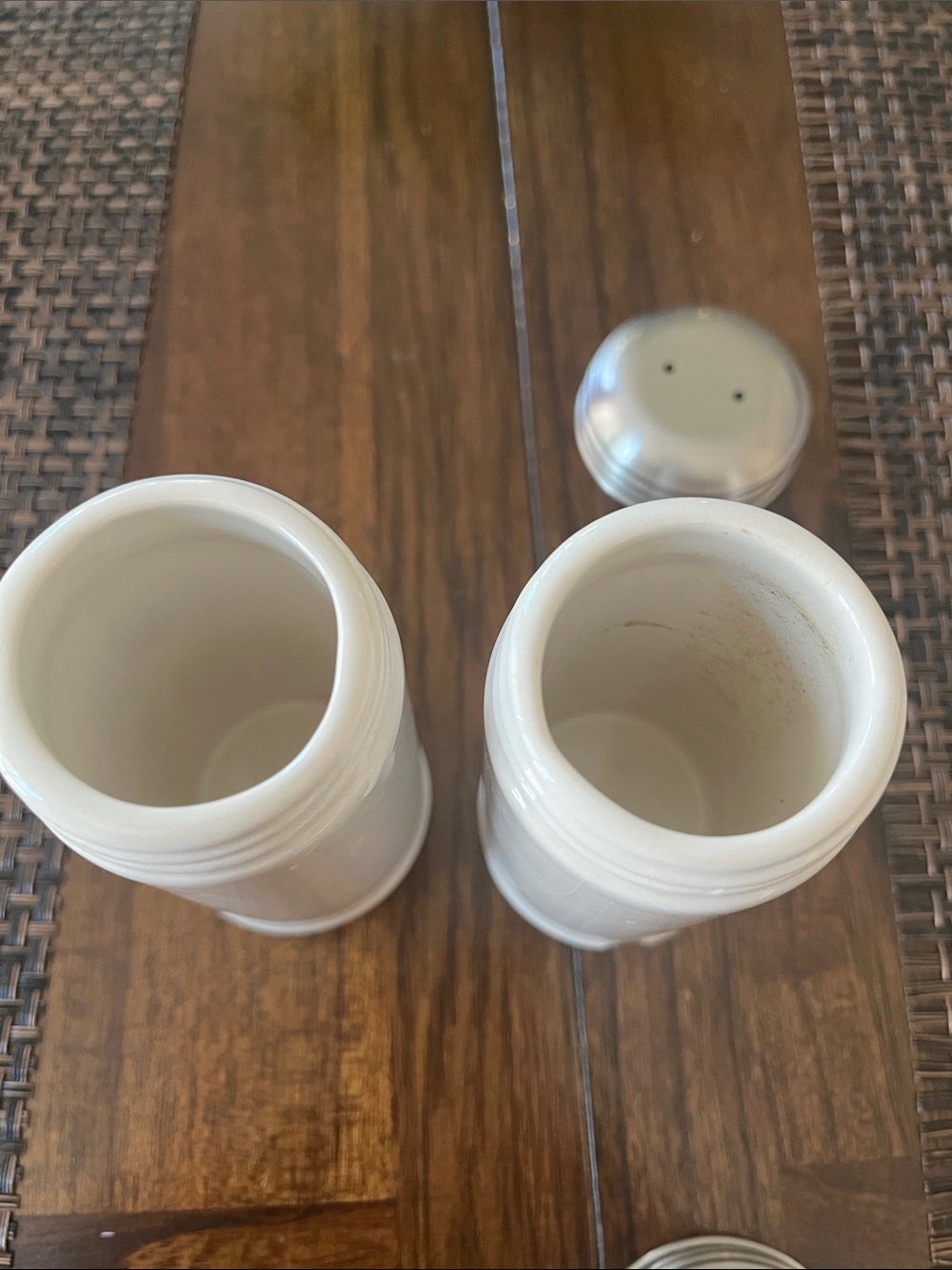 Disney  Vintage salt and Pepper shaker set - Picture 7 of 10